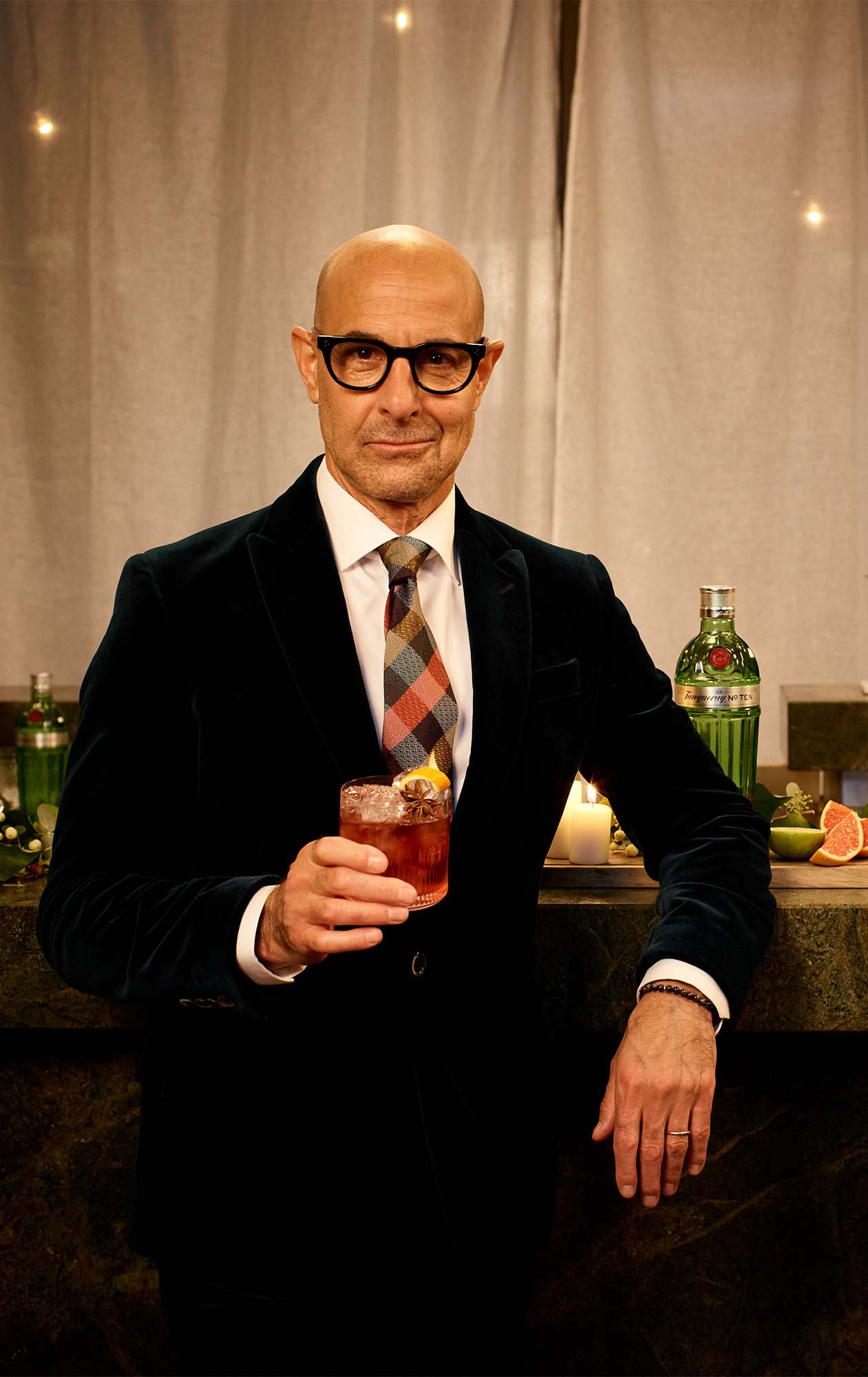 Tanqueray no 10 Cocktails with Stanley Tucci 0142_V1